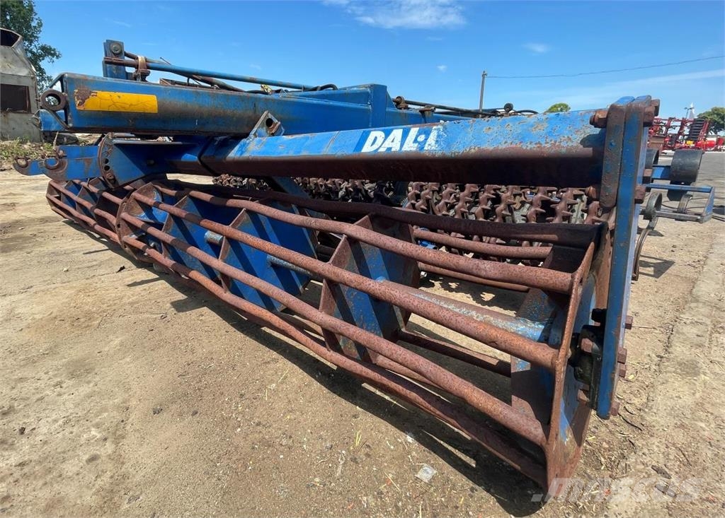 Dal-Bo Multiflex 400 مثاقيب مدمجة