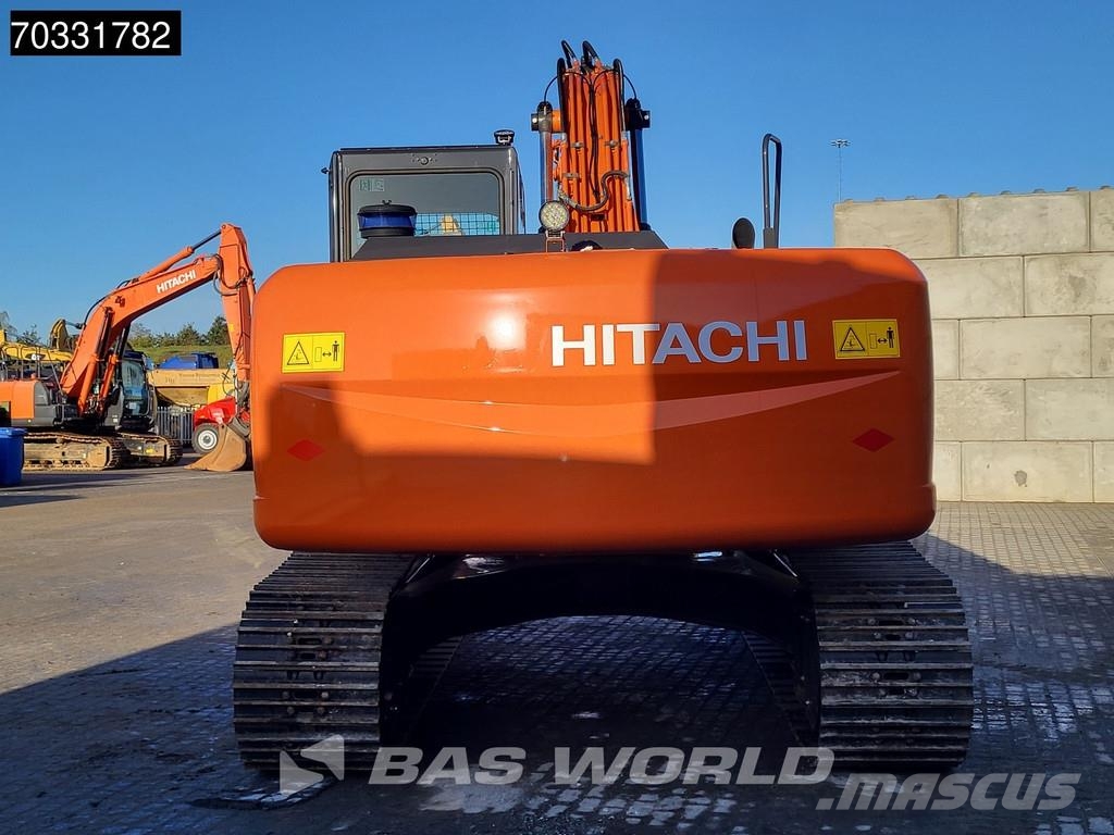 Hitachi ZX220 LC-5G Kāpurķēžu ekskavatori
