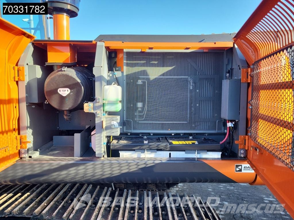 Hitachi ZX220 LC-5G Kāpurķēžu ekskavatori