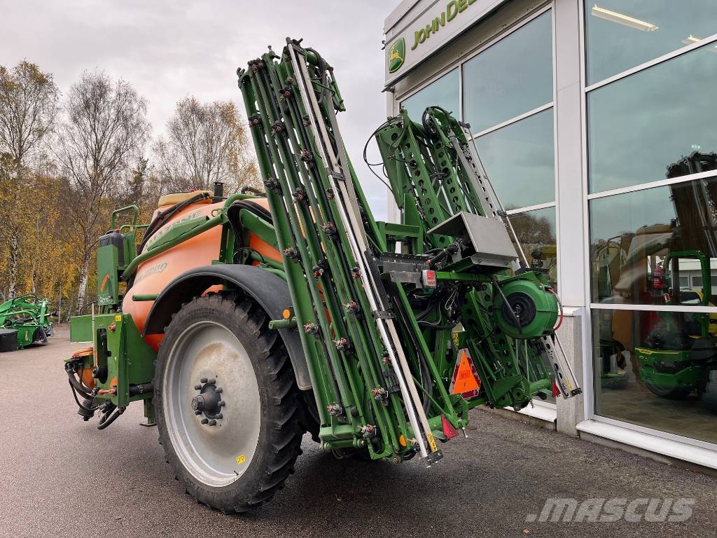 Amazone UX 3200 Special Getrokken spuitmachines
