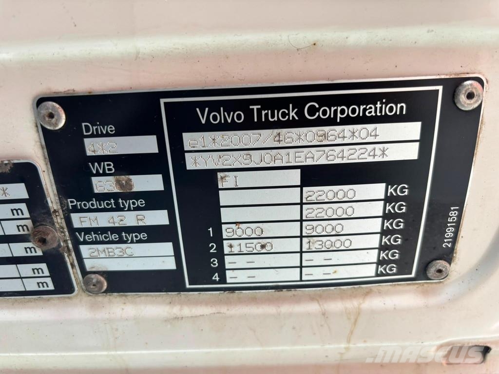 Volvo FM 330 4x2 PK 12002 / PLATFORM L=7509 mm شاحنات الرافعات