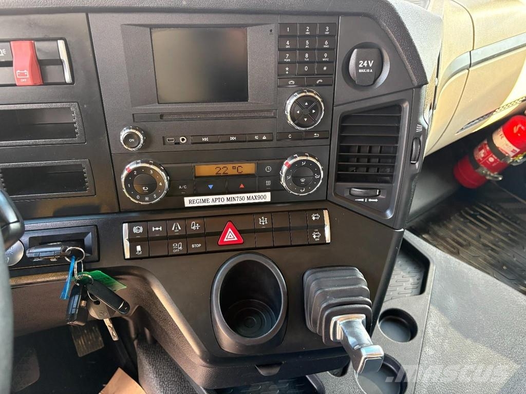 Mercedes-Benz Actros 1846 + 9x in stock Sattelzugmaschinen