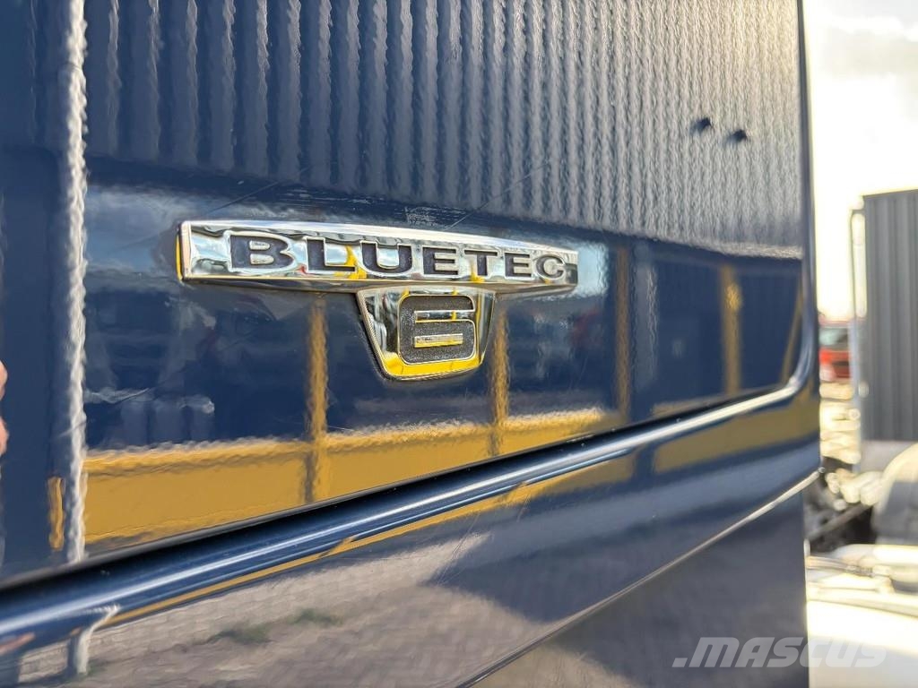 Mercedes-Benz Actros 1846 + 9x in stock Sattelzugmaschinen