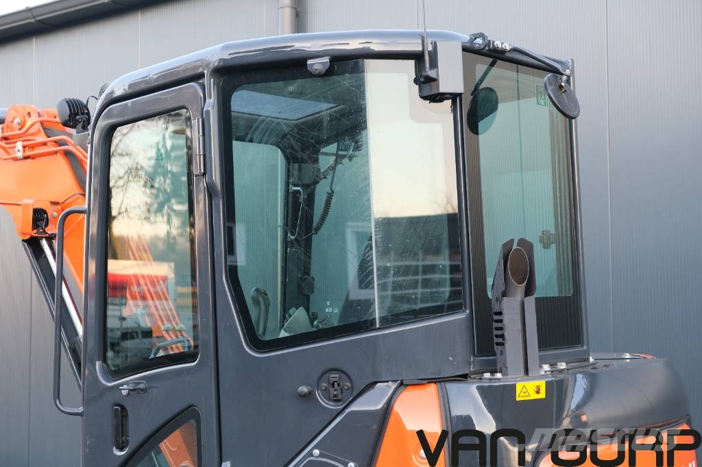 Hitachi ZX 55 U-6 CLR | 2022 | 905h | A/C Mini kotrók < 7t