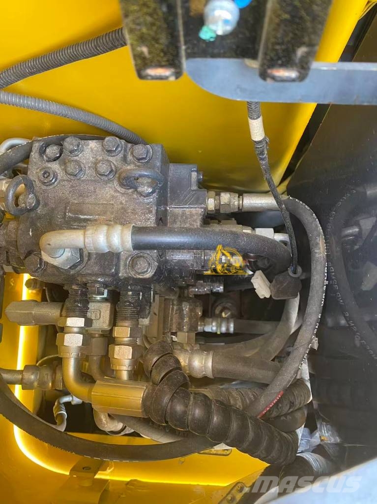 Komatsu 56 حفارات صغيرة أقل من 7 طن (حفارات صغيرة)