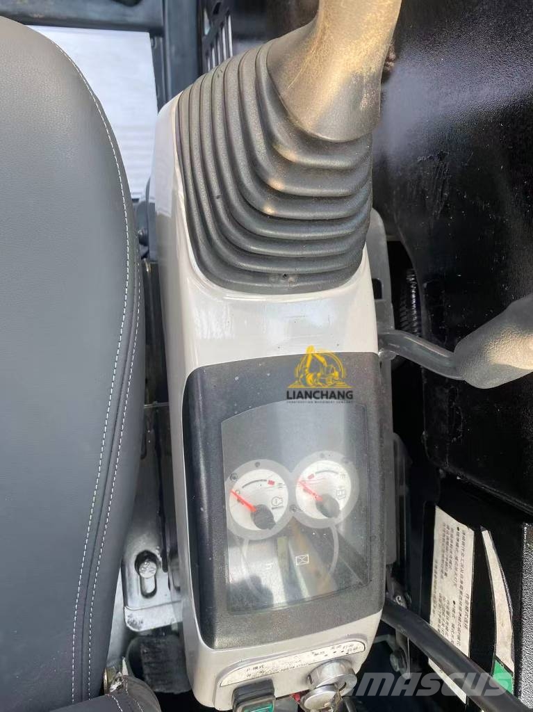 Komatsu 56 حفارات صغيرة أقل من 7 طن (حفارات صغيرة)
