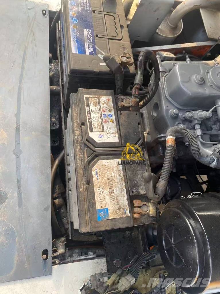 Komatsu 56 حفارات صغيرة أقل من 7 طن (حفارات صغيرة)