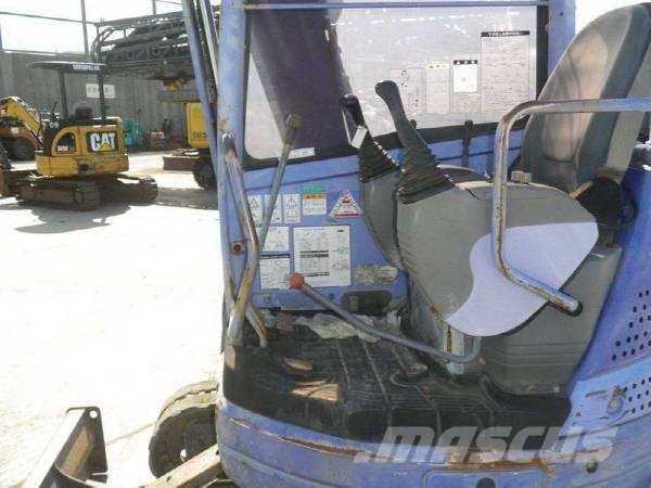 Komatsu PC30UU-3 Εκσκαφάκι (διαβολάκι) < 7t