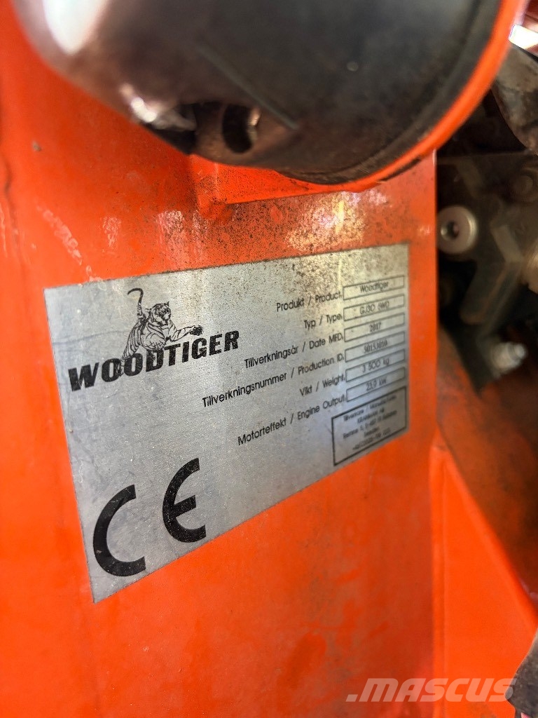 Woodtiger GJ 30 شاحنات