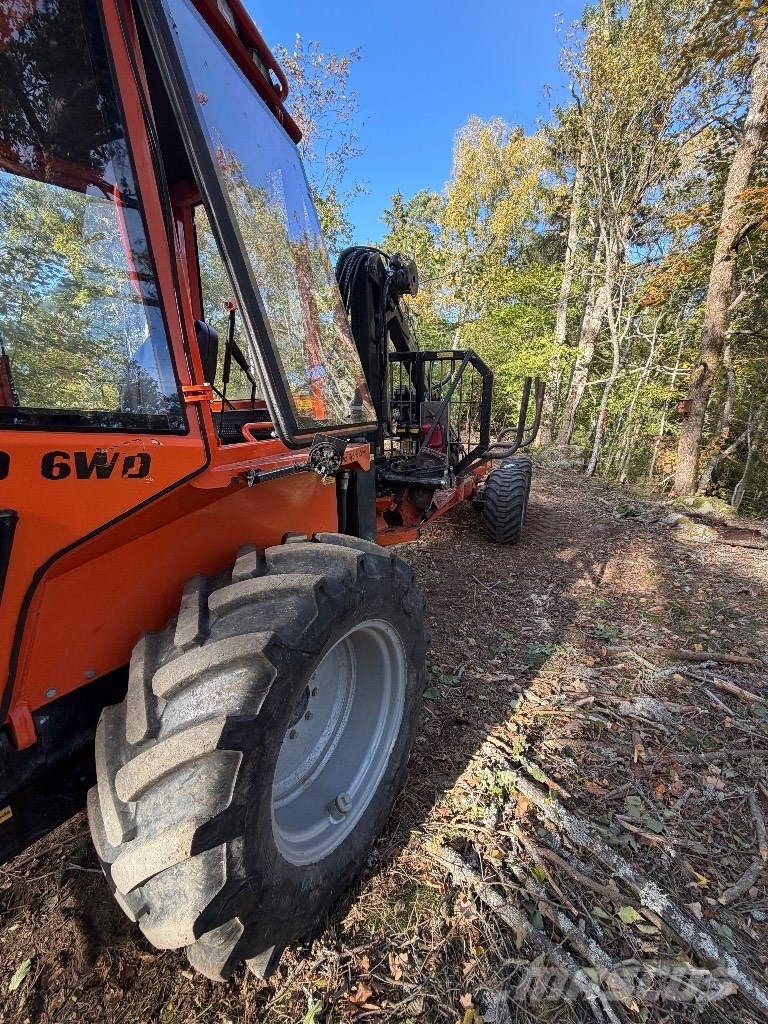 Woodtiger GJ 30 شاحنات