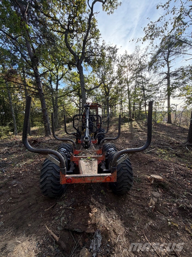 Woodtiger GJ 30 شاحنات