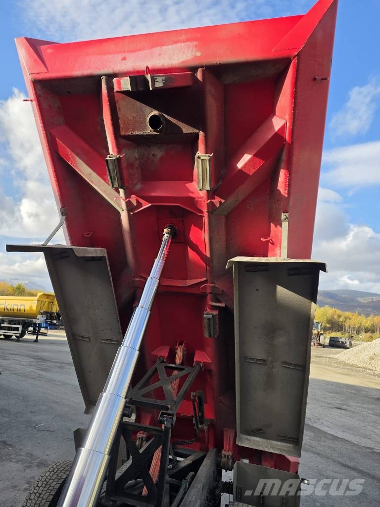 MAN TGX 26.580 Tipper trucks