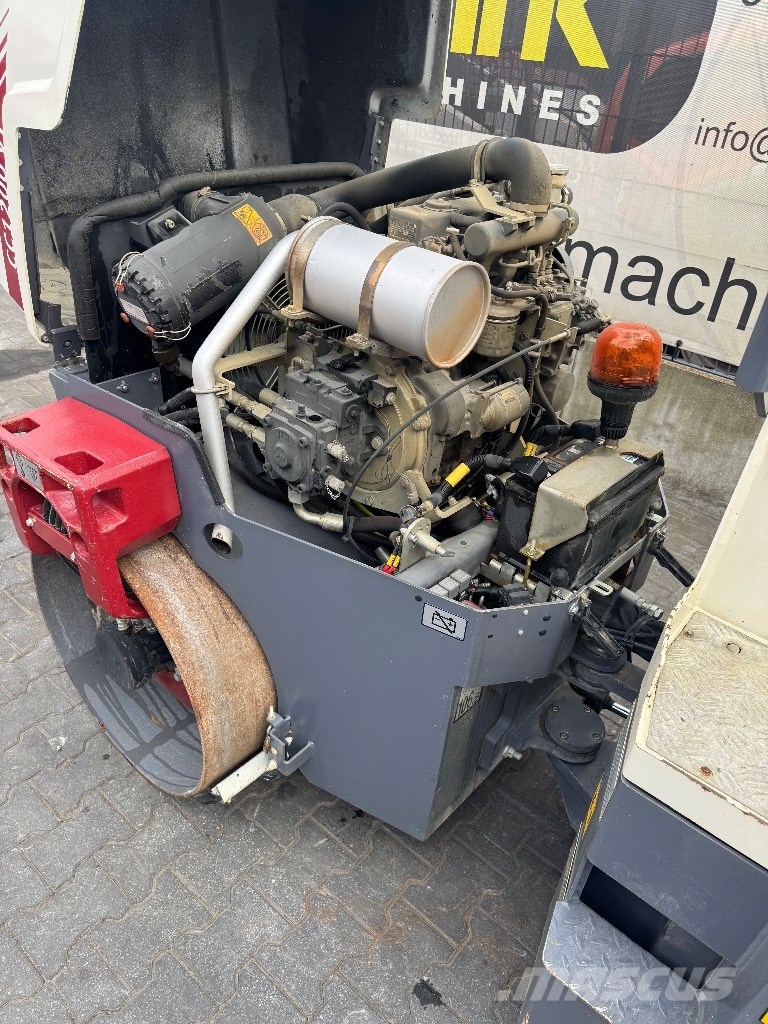 Dynapac CC 1200 VI 雙輪滾壓機