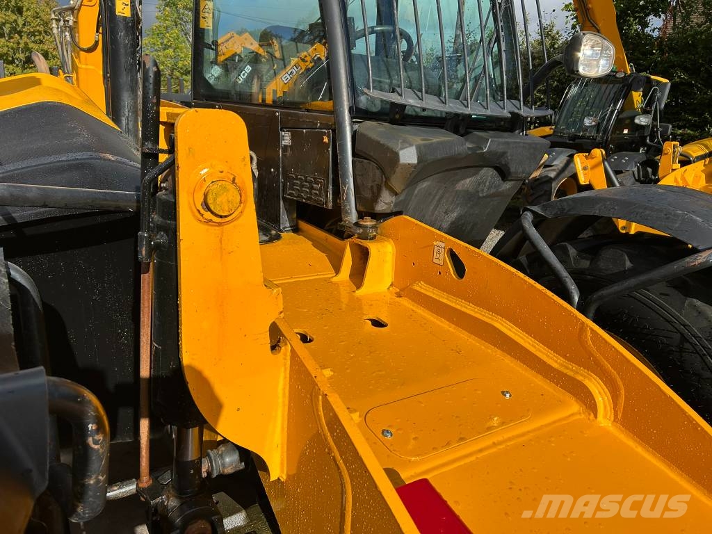 JCB 535-125 Hiviz Teleskopski viličarji