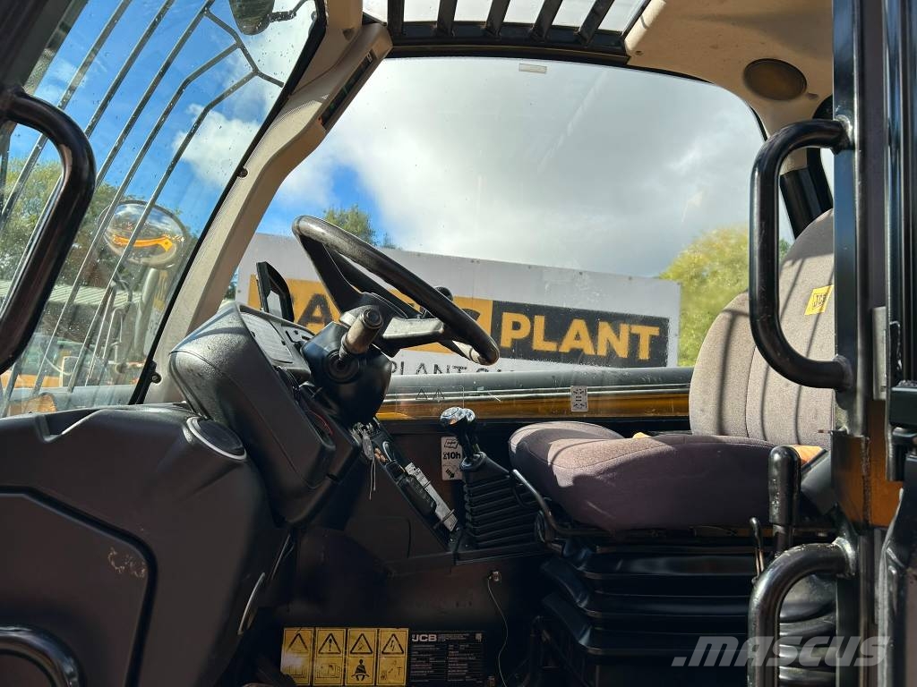 JCB 535-125 Hiviz Teleskopski viličarji