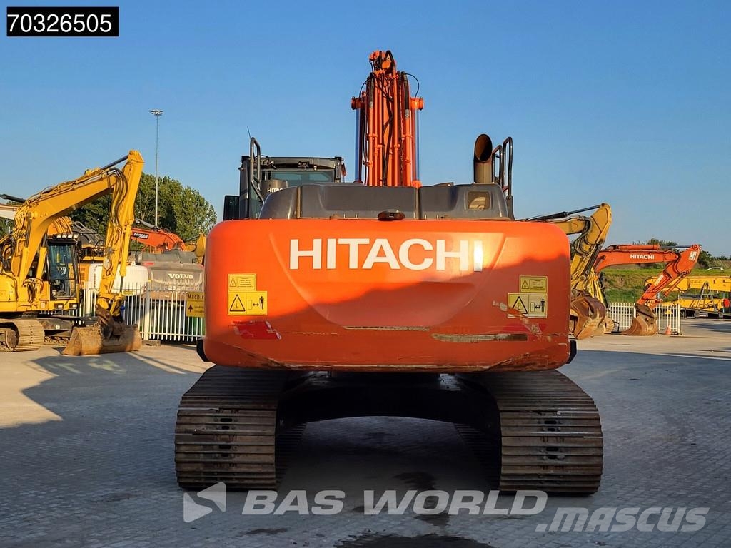 Hitachi ZX250 LC -6 حفارات زحافة