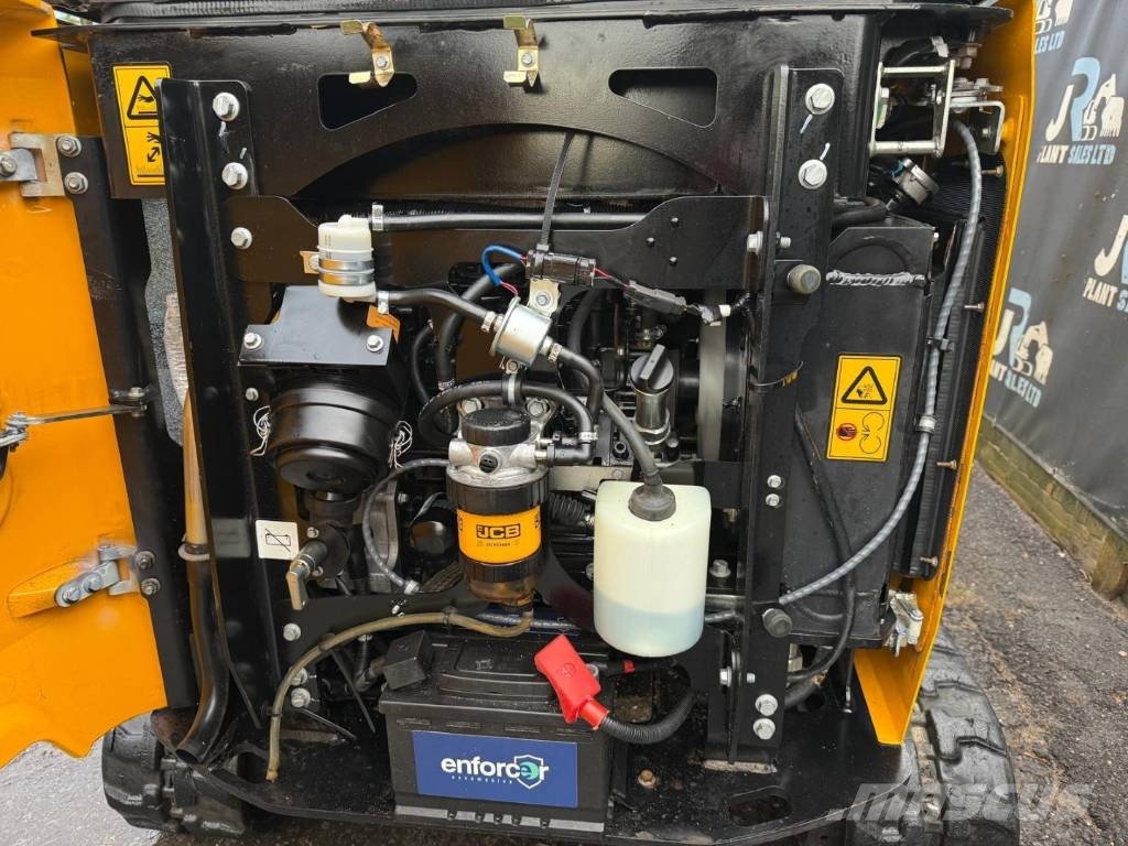 JCB 16 C-1 حفارات صغيرة أقل من 7 طن (حفارات صغيرة)