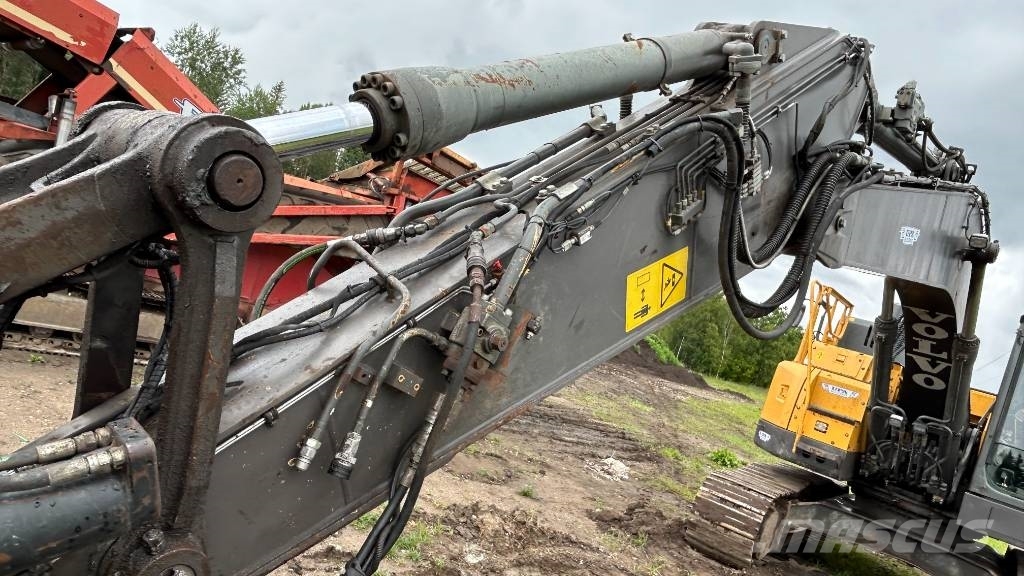 Volvo ECR 235 E L Bageri guseničari