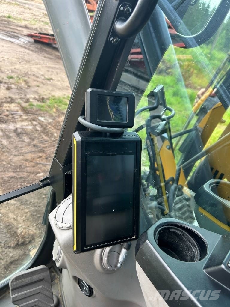 Volvo ECR 235 E L Bageri guseničari
