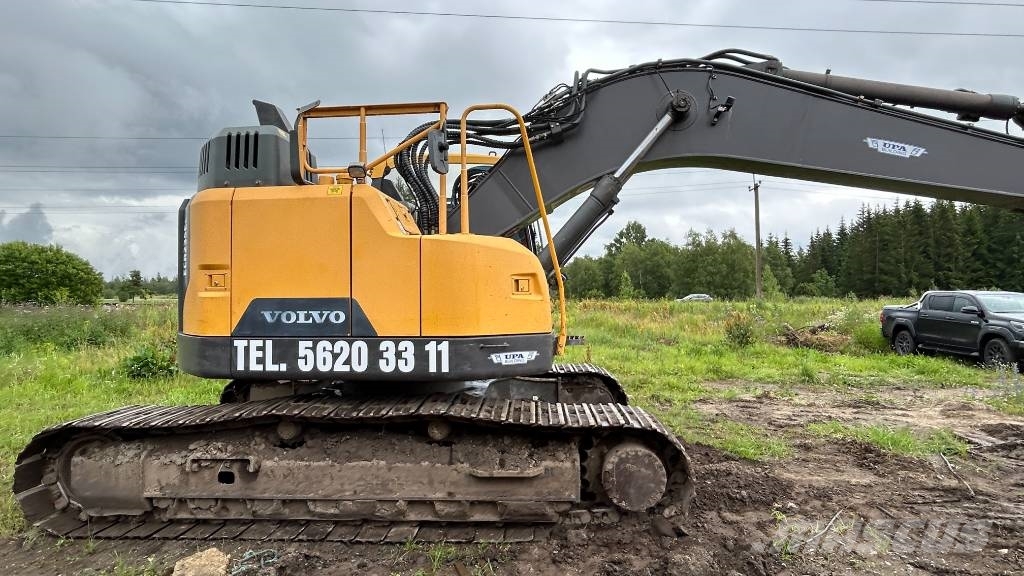 Volvo ECR 235 E L Bageri guseničari