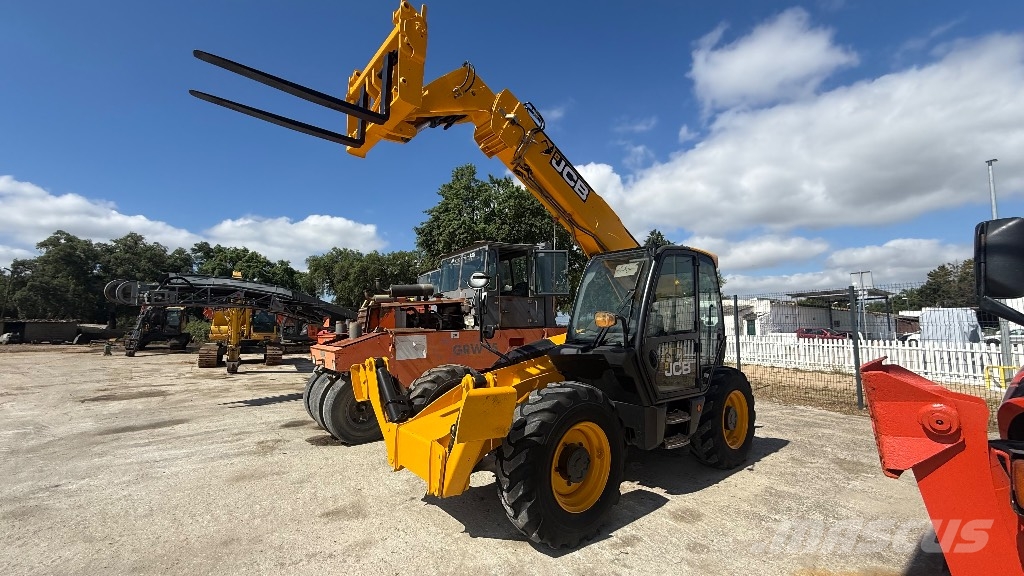 JCB 535-125 Teleskopiniai krautuvai žemės ūkiui
