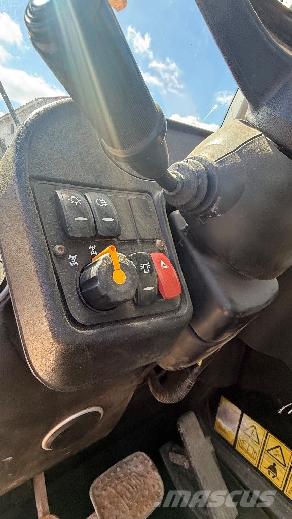 JCB 535-125 Teleskopiniai krautuvai žemės ūkiui