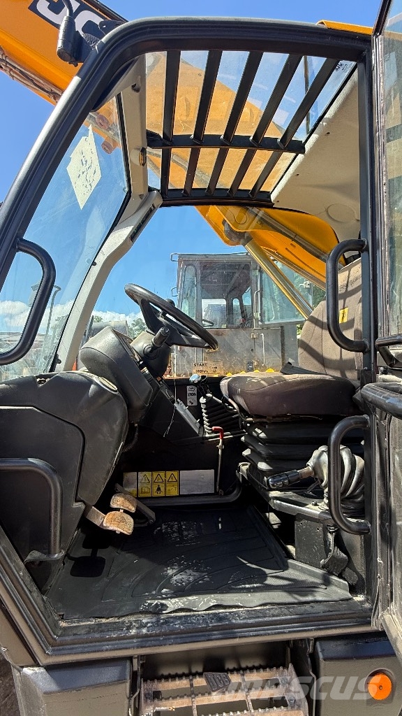 JCB 535-125 Teleskopiniai krautuvai žemės ūkiui