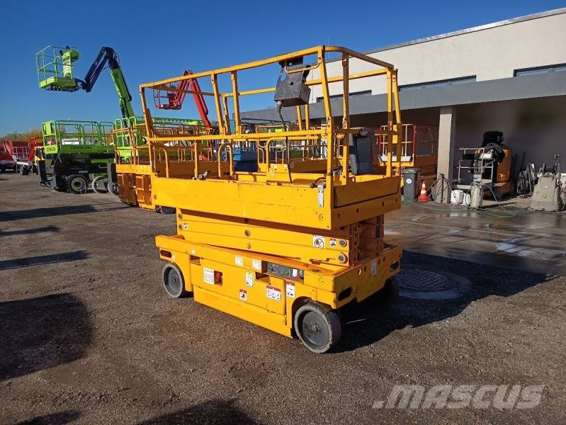 Haulotte Compact 10 - 10m, electric رافعات مقصية الشكل