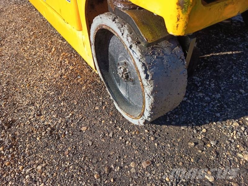 Haulotte Compact 10 - 10m, electric رافعات مقصية الشكل