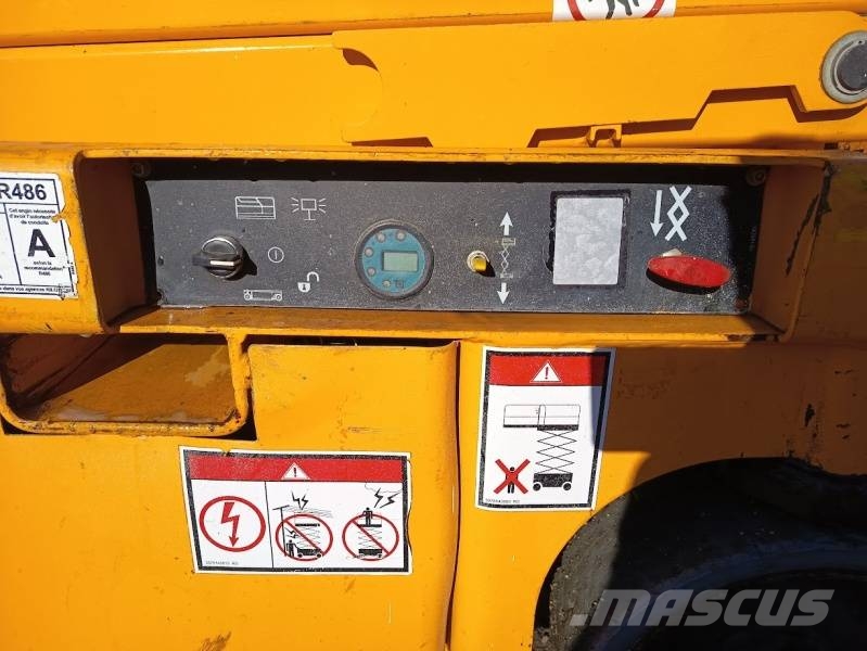 Haulotte Compact 10 - 10m, electric رافعات مقصية الشكل