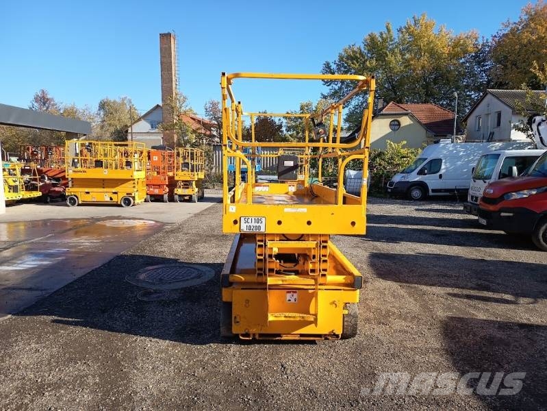 Haulotte Compact 10 - 10m, electric رافعات مقصية الشكل