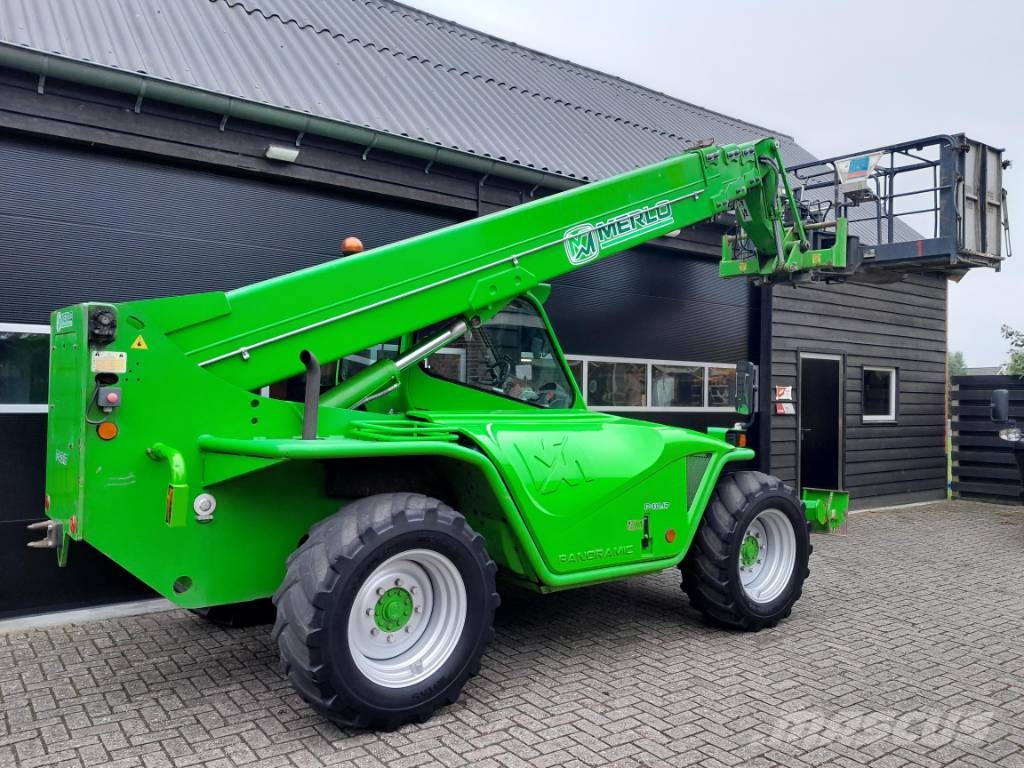 Merlo P 40.17 | with Manbasket and Remote Control Telescopic handlers