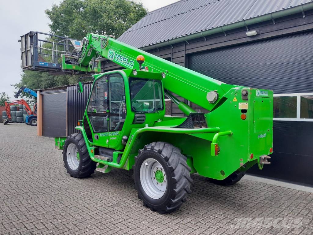 Merlo P 40.17 | with Manbasket and Remote Control Telescopic handlers
