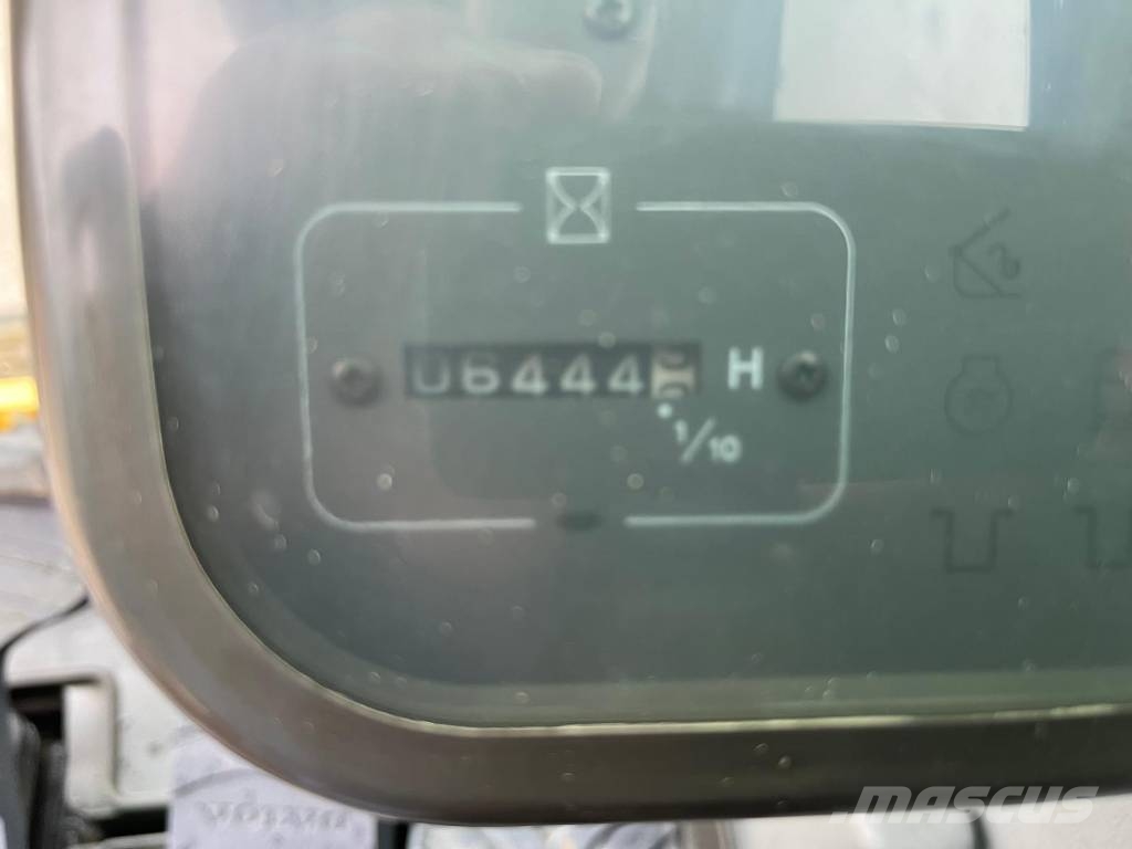 Volvo EC 210 B LC Rupsgraafmachines