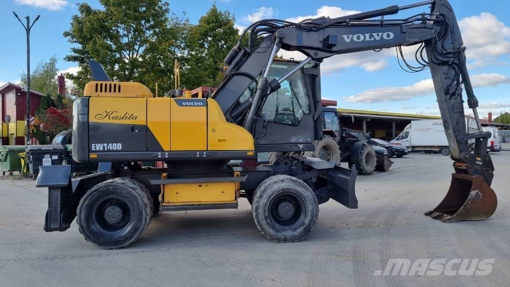 Volvo EW 140 D حفارات بعجل