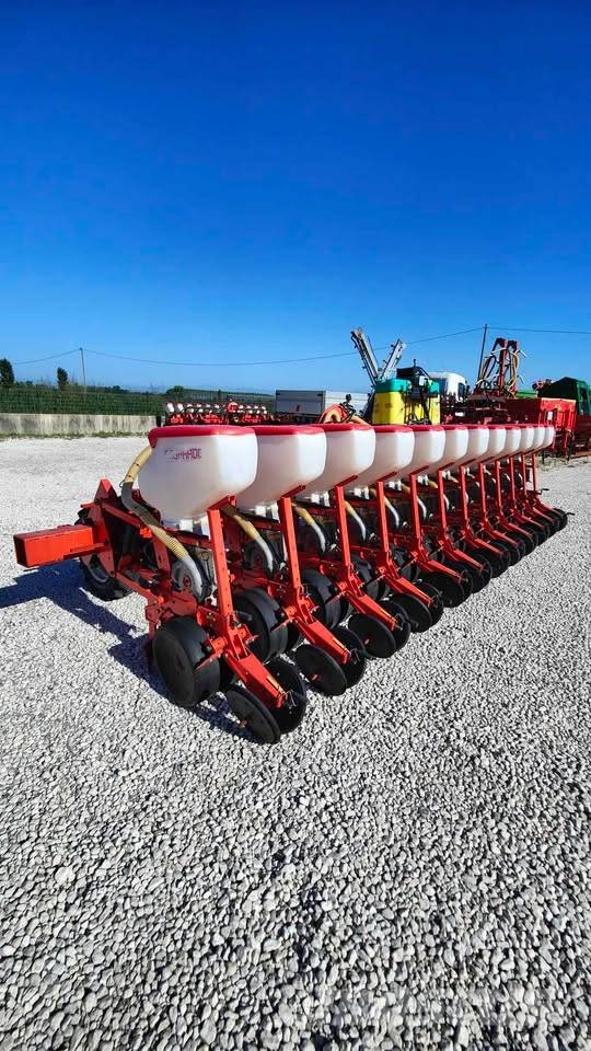 Gaspardo MTI 12 Sembradoras de alta precisión