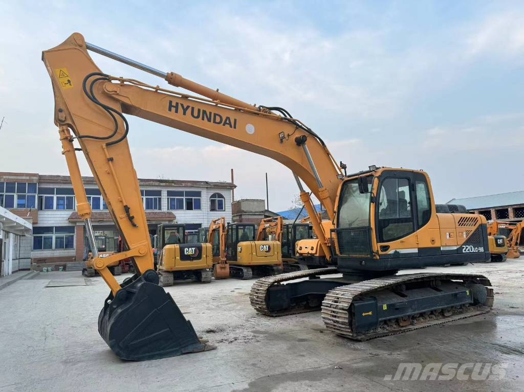 Hyundai Robex 220 LC-9 S Гусеничні екскаватори