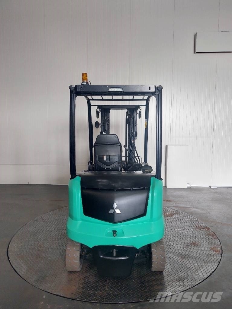 Mitsubishi FB25N Heftruck Sähkötrukit