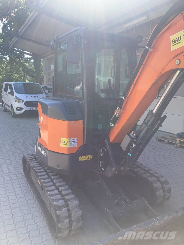 Develon Kurzheckbagger DX 35 Z-7 Kāpurķēžu ekskavatori