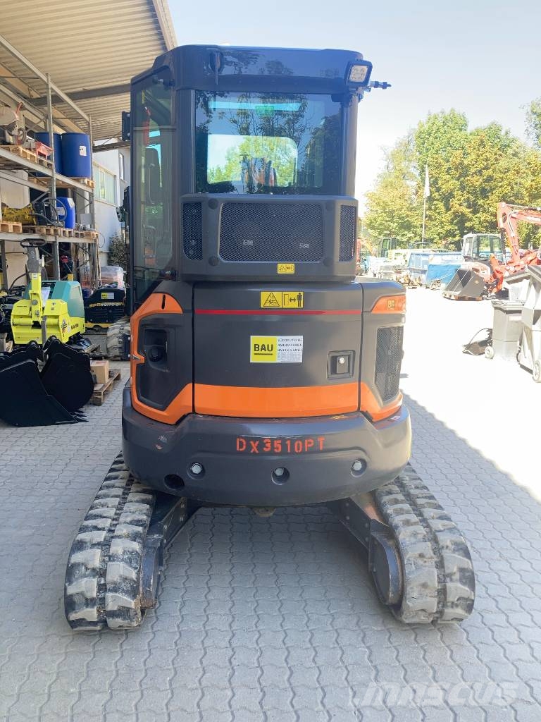 Develon Kurzheckbagger DX 35 Z-7 Kāpurķēžu ekskavatori