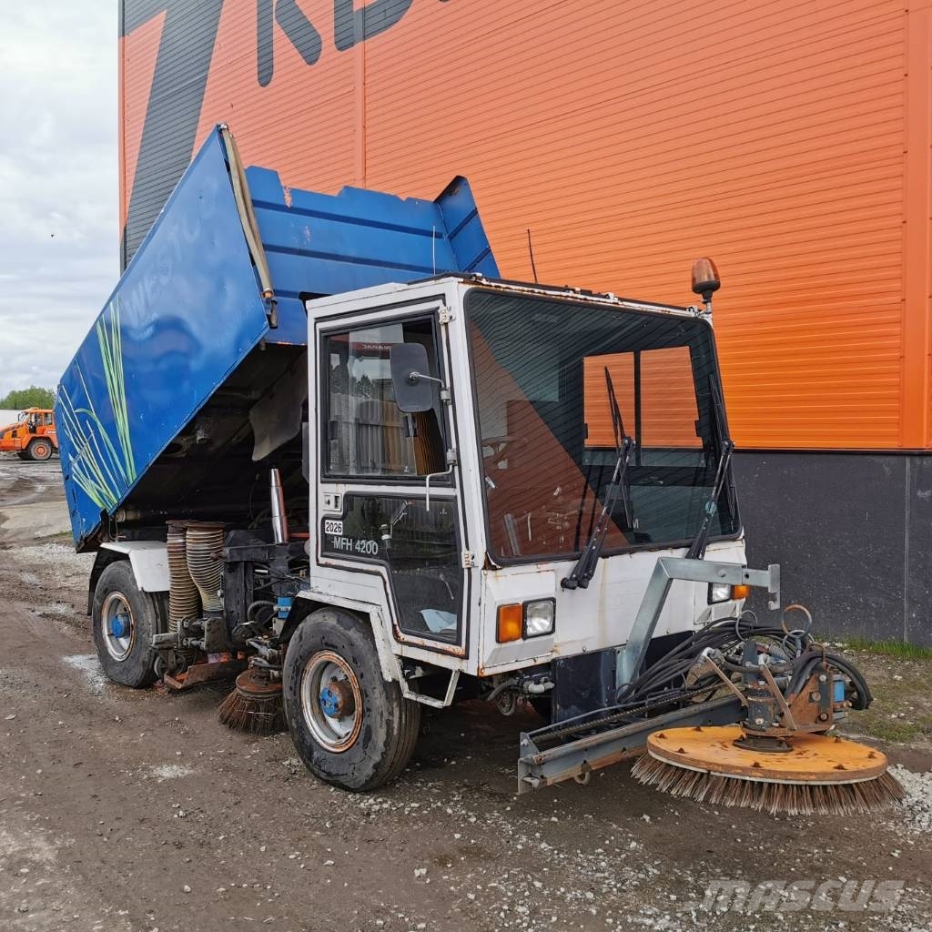 Mfh 4200 Lakaisukoneet