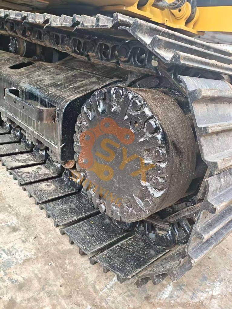 CAT 320 D Kāpurķēžu ekskavatori