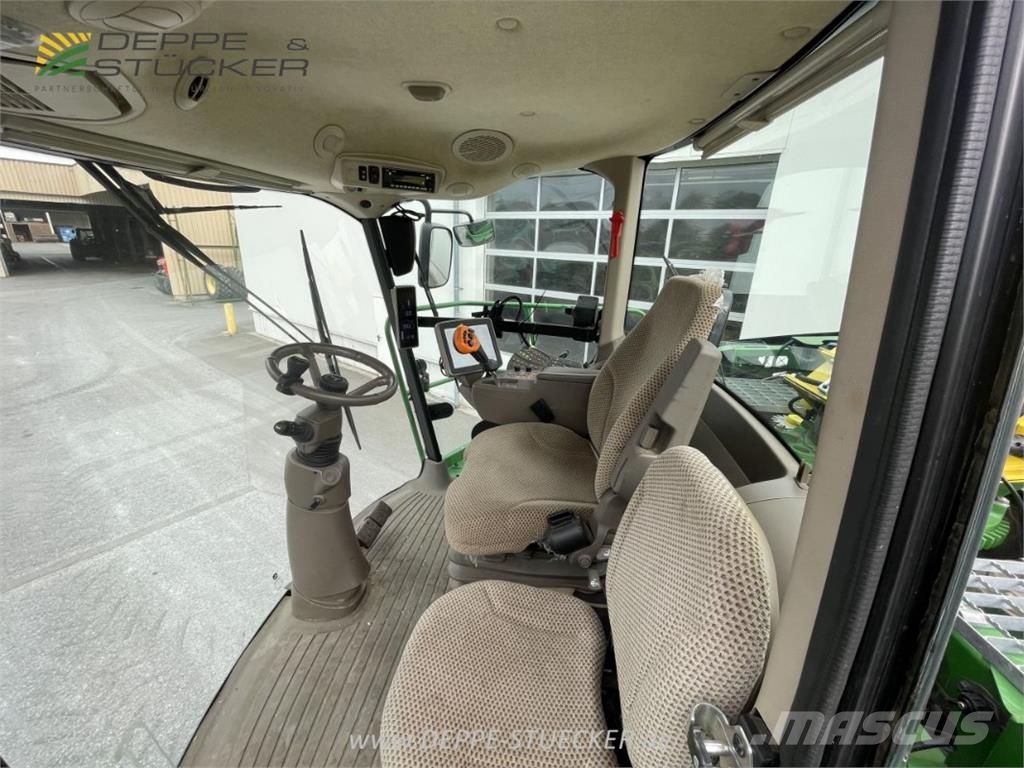 John Deere 8600 mit 460Plus Stalkbuster Farm machinery