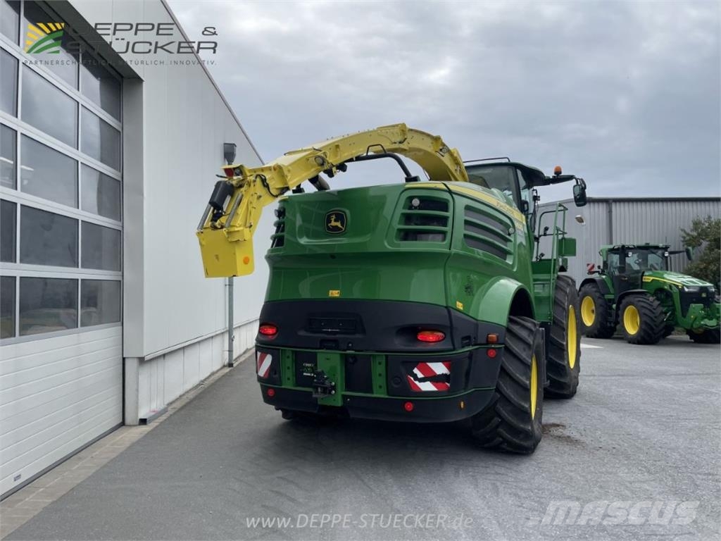 John Deere 8600 mit 460Plus Stalkbuster Farm machinery