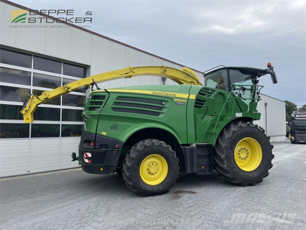 John Deere 8600 mit 460Plus Stalkbuster Farm machinery