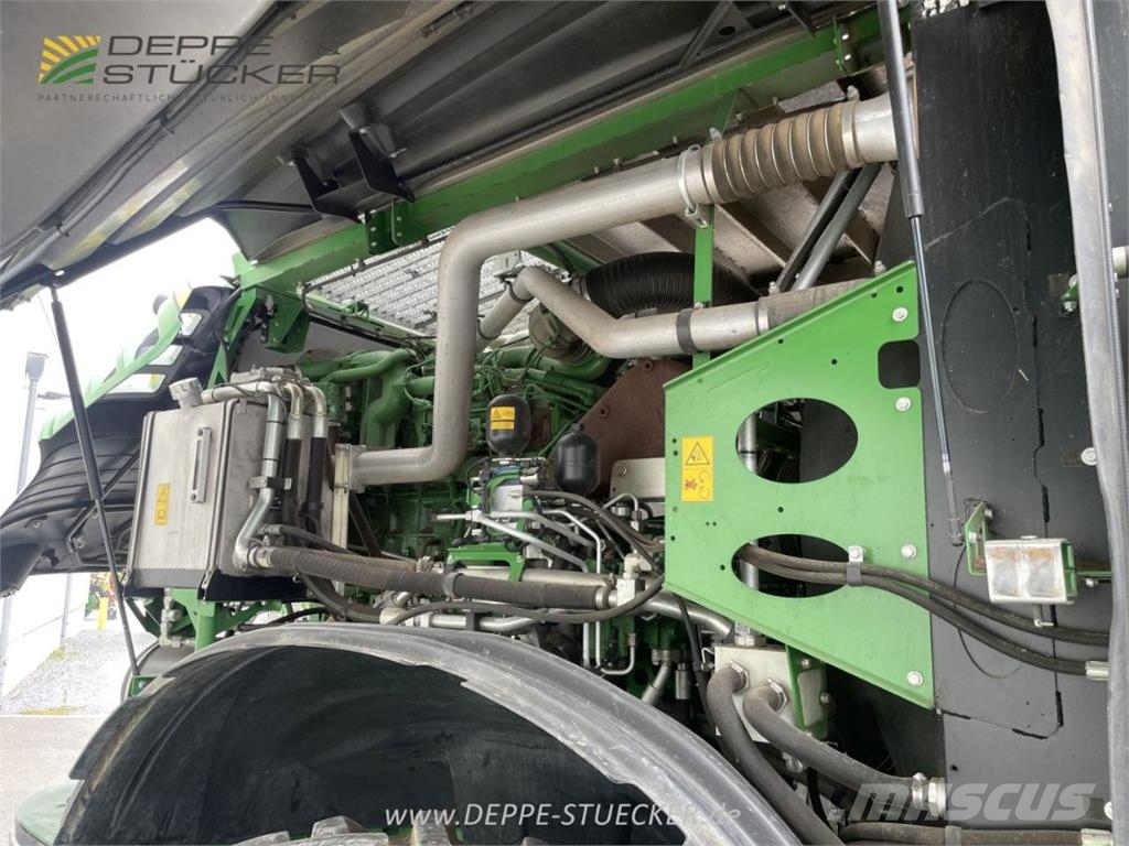 John Deere 8600 mit 460Plus Stalkbuster Farm machinery