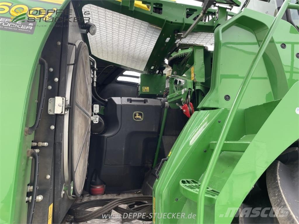John Deere 8600 mit 460Plus Stalkbuster Farm machinery