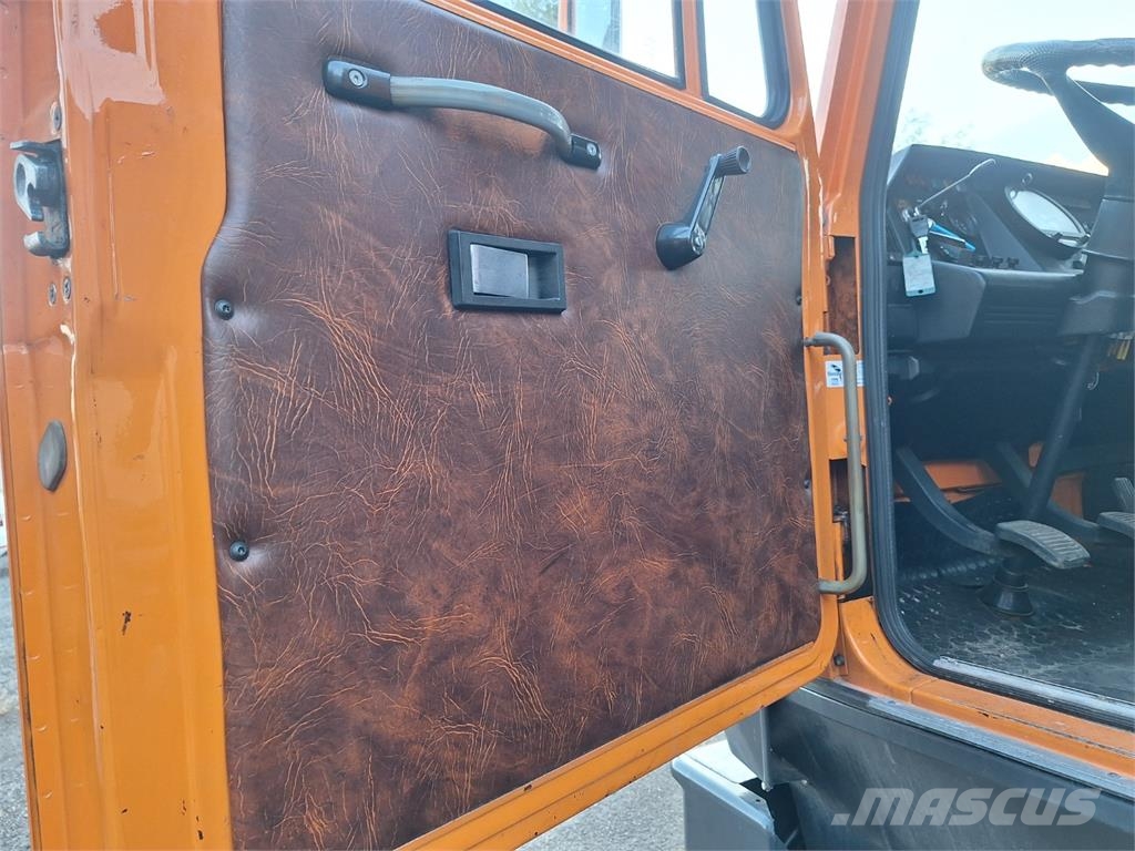 Tatra T 815 6X6 Kamioni-šasije