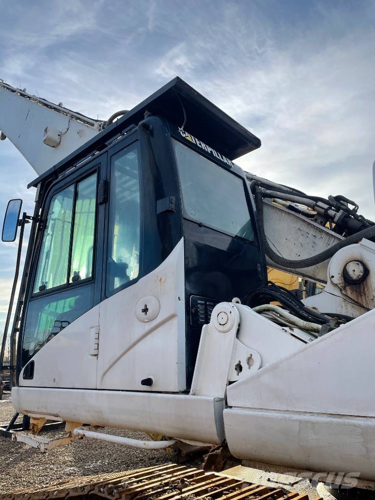 CAT 345C UHD High Reach Demolition 28 m Griovimo ekskavatoriai