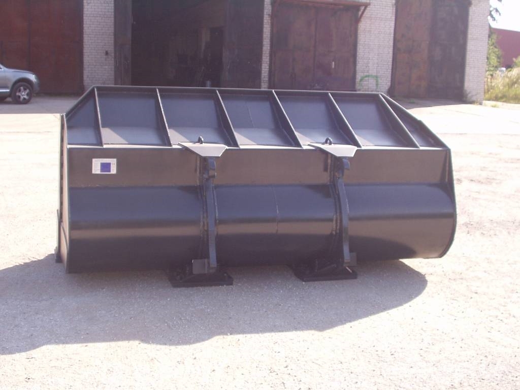 CAT type GP bucket 3,5 m3 Kašike / Korpe